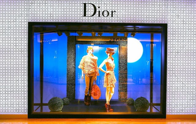 CHRISTIAN DIOR TO OPEN AT THE HOTEL VANCOUVER
