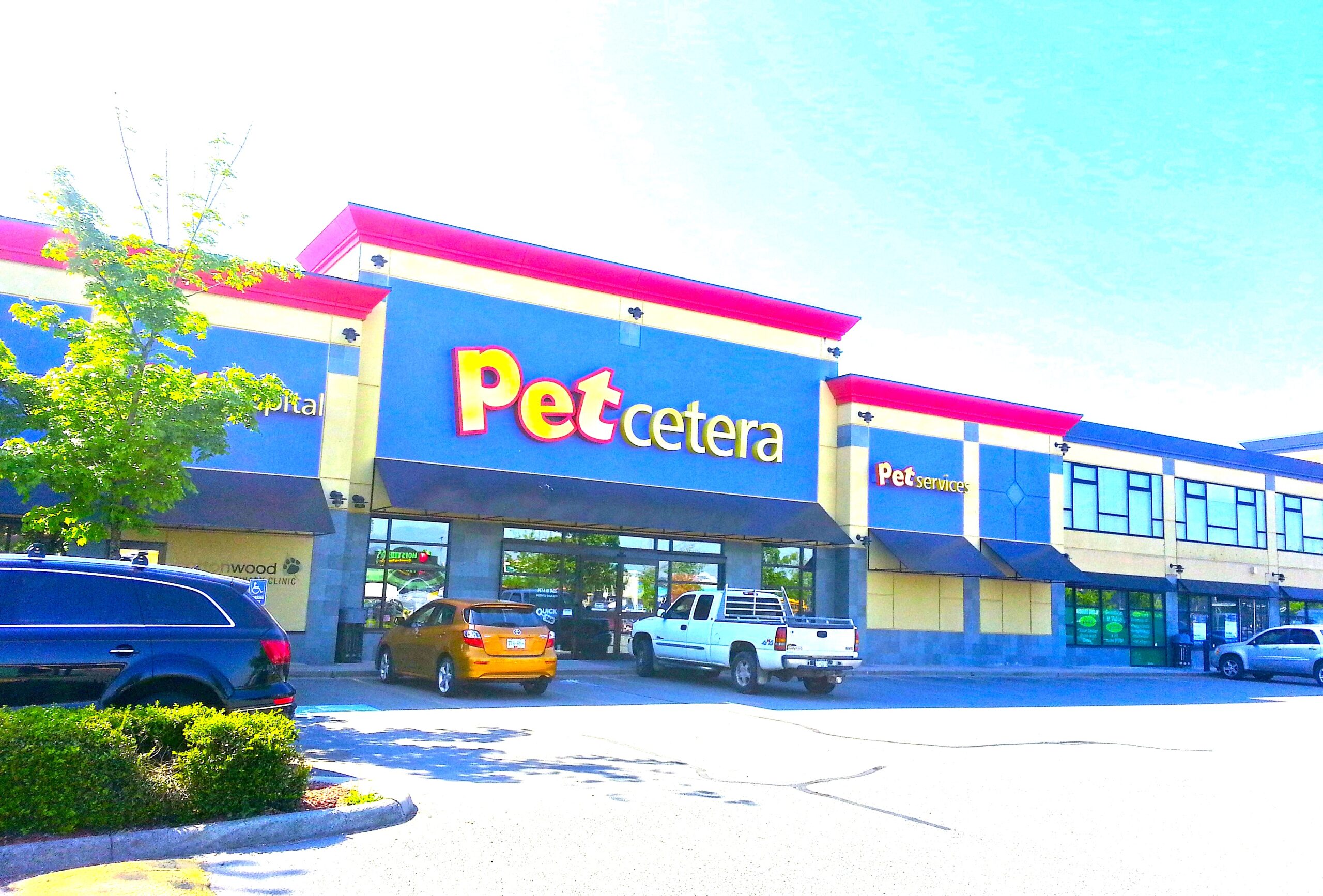 Petcetera to close all Canadian locations