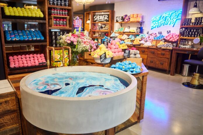 Lush Cosmetics Aiming to Reduce Packaging Waste Further in Canada with  'Naked' Options [Interview]
