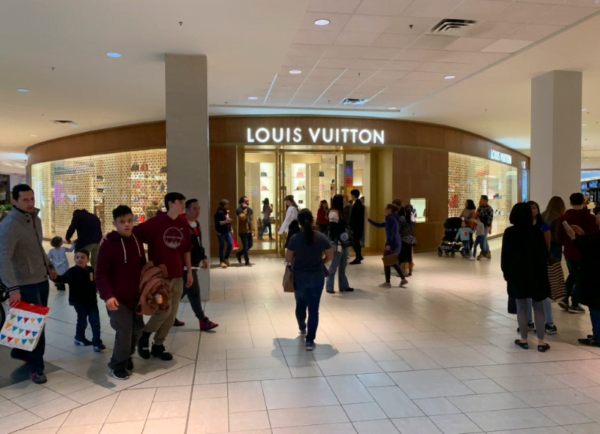 Louis Vuitton Sees Weekend Crowds with Calgary Opening [Photos]