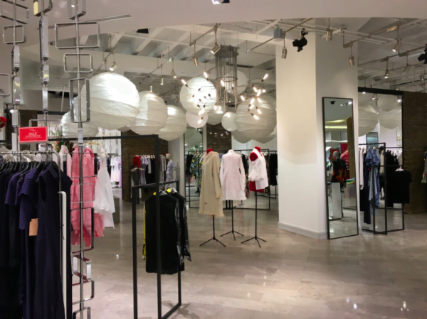 Hudson’s Bay Goes ‘Experiential’ at Massive Queen Street Flagship Store ...