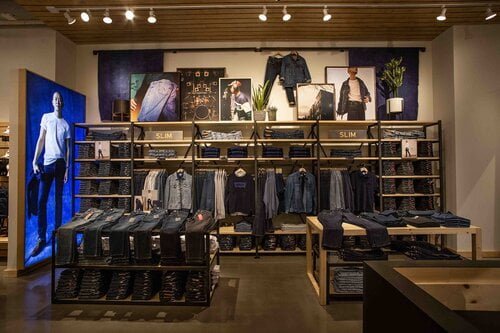 Levi’s Sees Success in Canadian Concept Store Expansion [Photos]