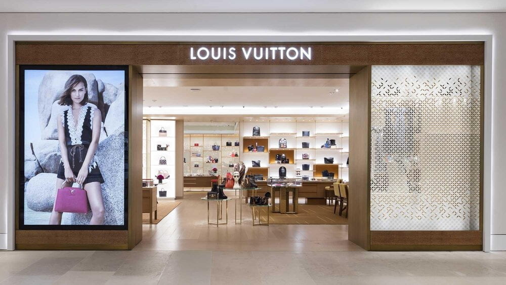 Louis Vuitton store in yorkdale mall, Toronto #brand #louisvuitton
