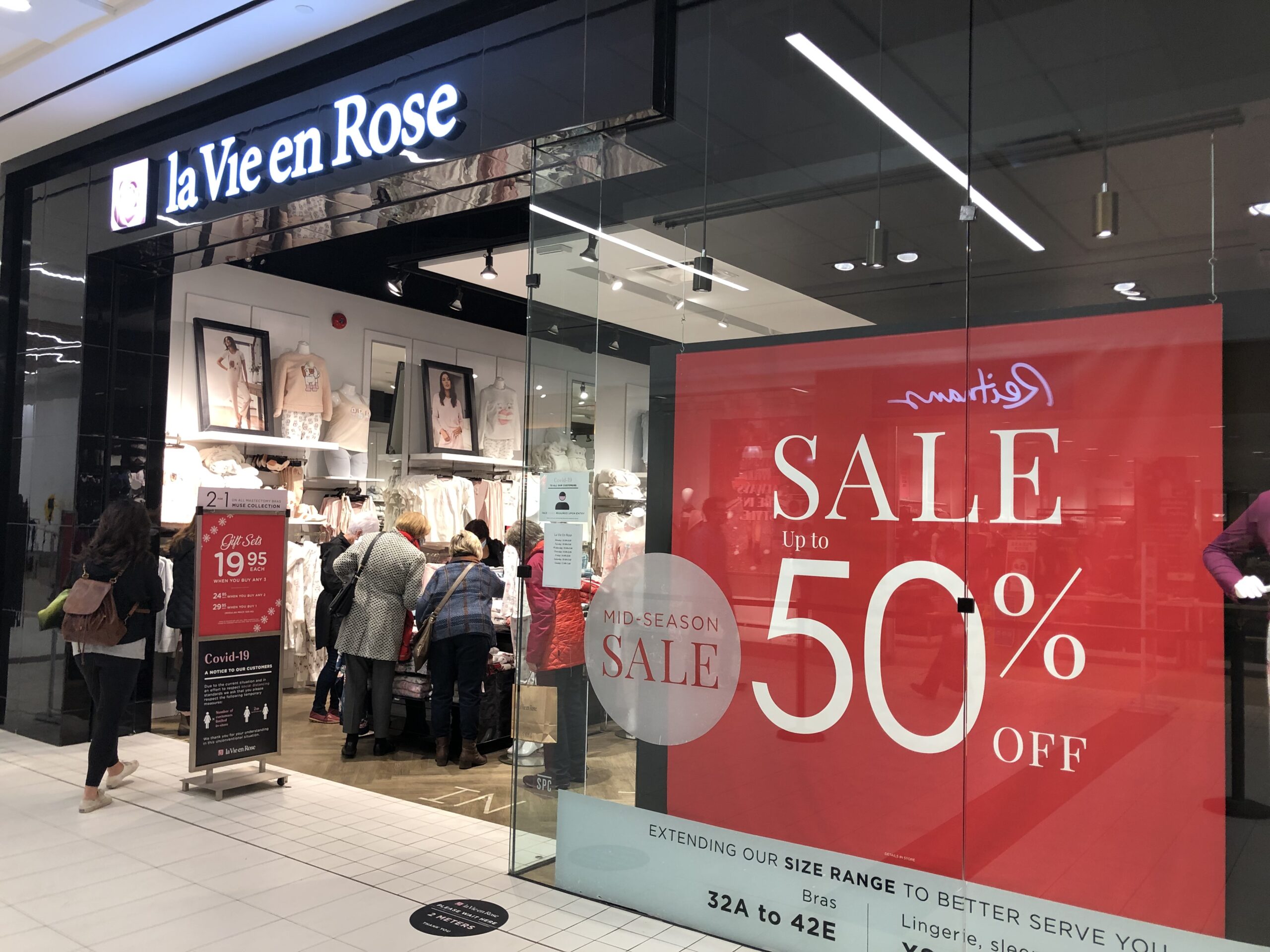 La Vie en Rose to Relocate and Expand Storefront at CF Toronto