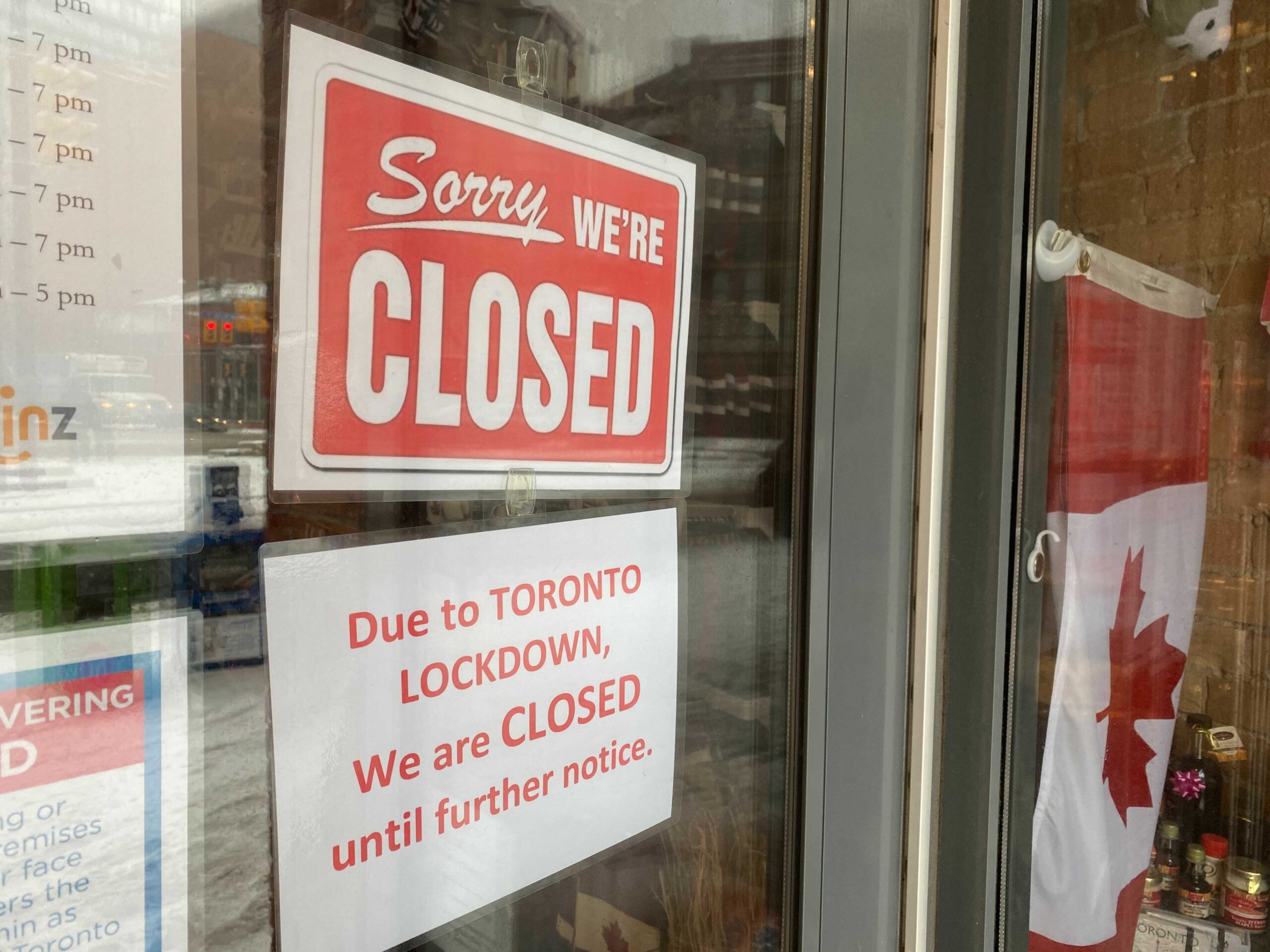 Closed business due to COVID-19 lockdowns. Photo: Dustin Fuhs