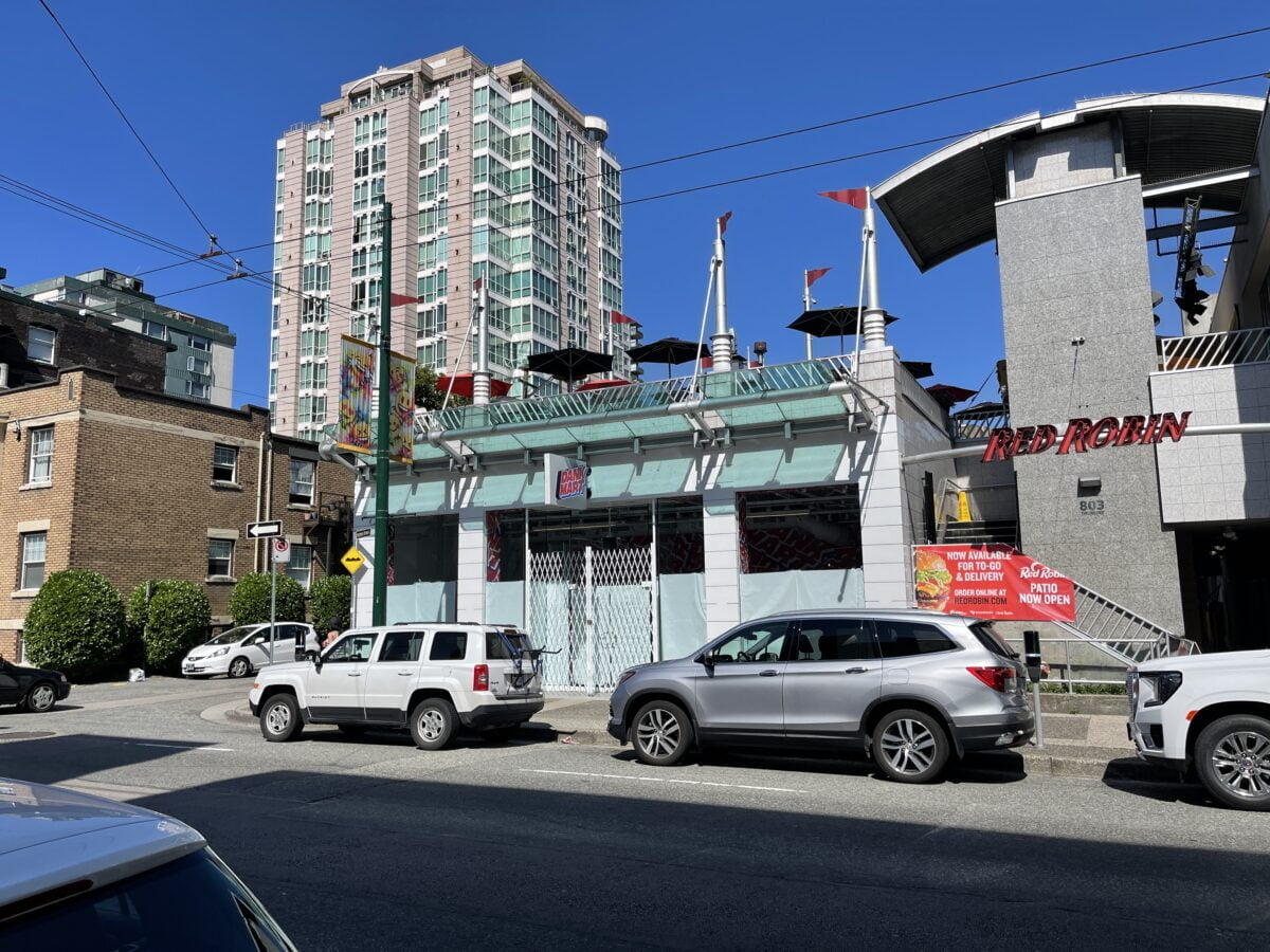 Future "Dank Mart" location on Thurlow Street off of Robson Street in downtown Vancouver (July 2021)