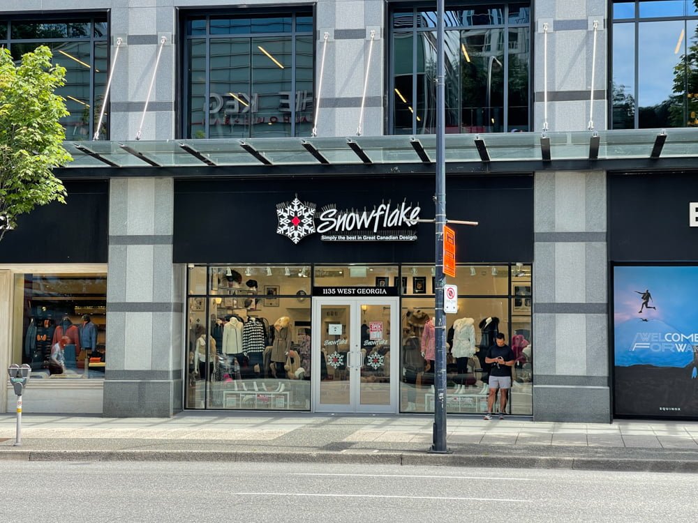 Snowflake on West Georgia Street in Vancouver (June 2021)