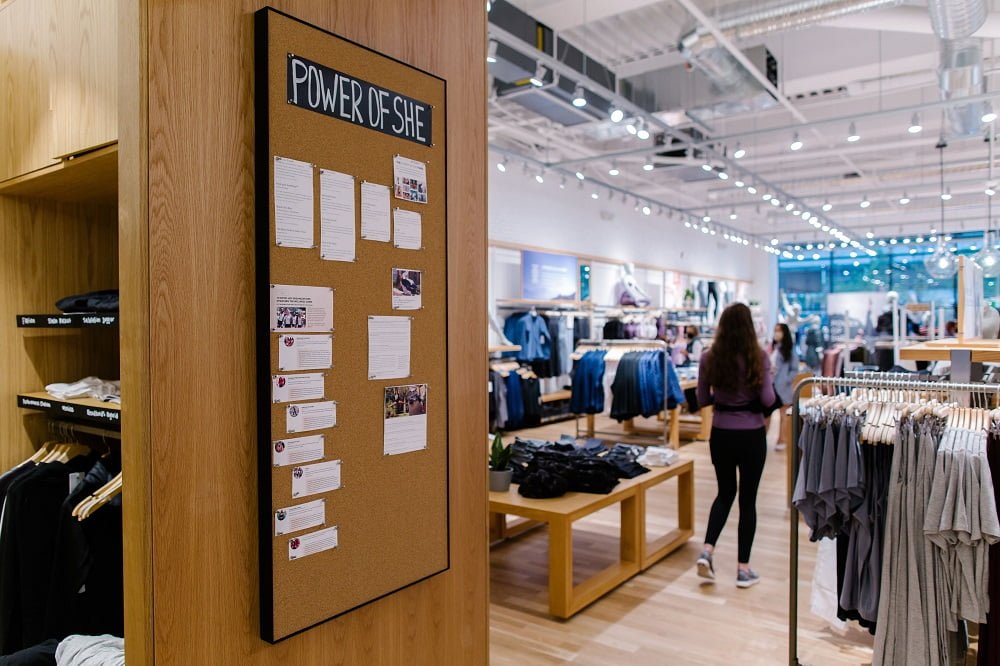 Storeback Section of Athleta at Park Royal Shopping Centre in West Vancouver, BC (September 2021)