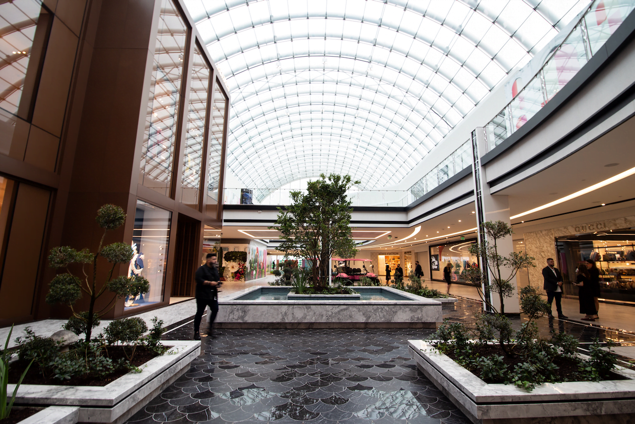 Luxury retailers open at New Jersey's American Dream mall