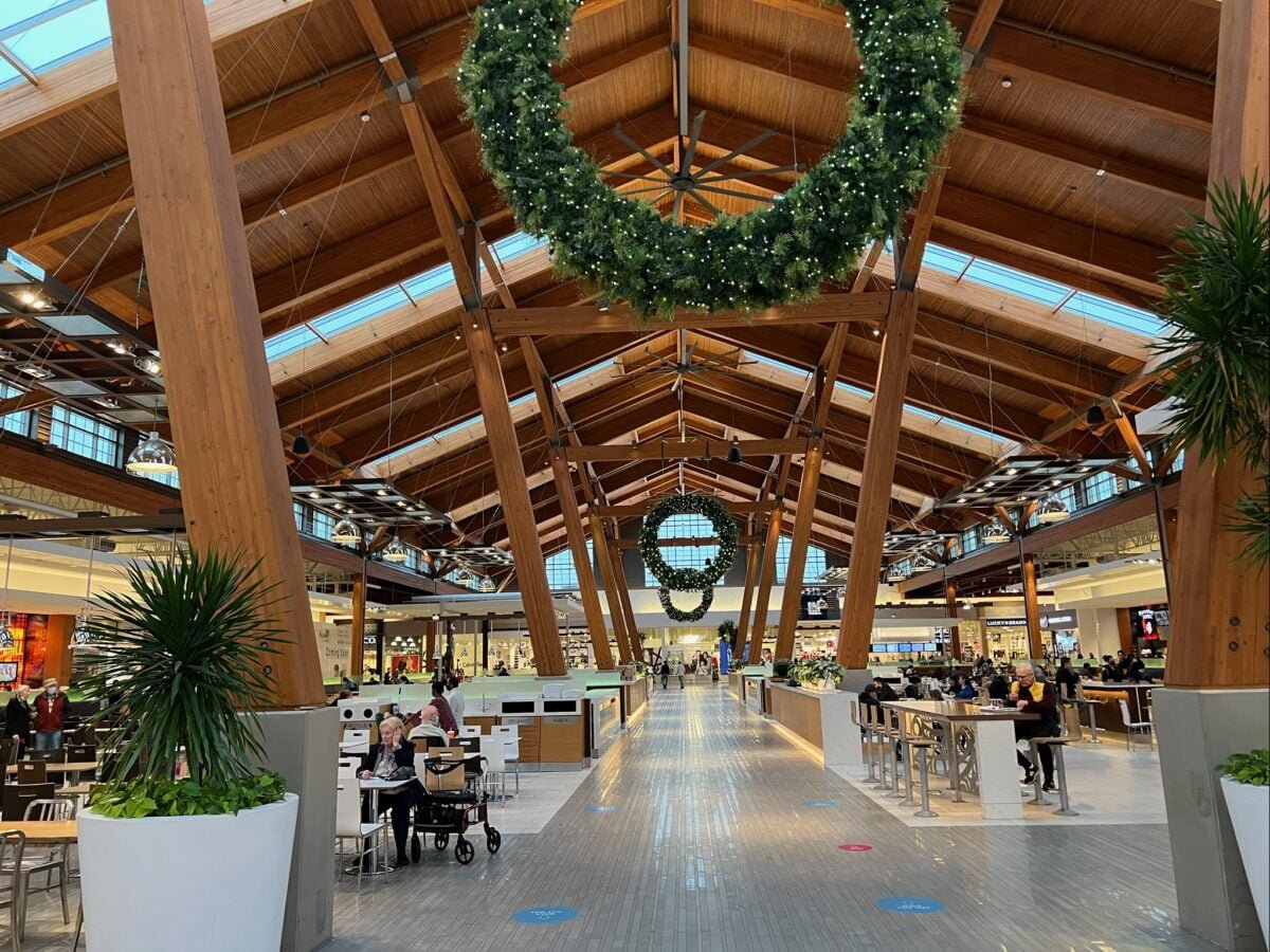 Food Hall at Tsawwassen Mills in Delta, BC (December 2021). Photo: Lee Rivett