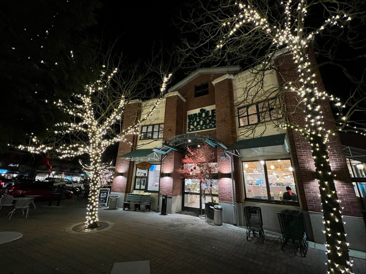 Whole Foods lit for Christmas 2021 at The Village at Park Royal in West Vancouver (December 2021). Photo: Lee Rivett. 