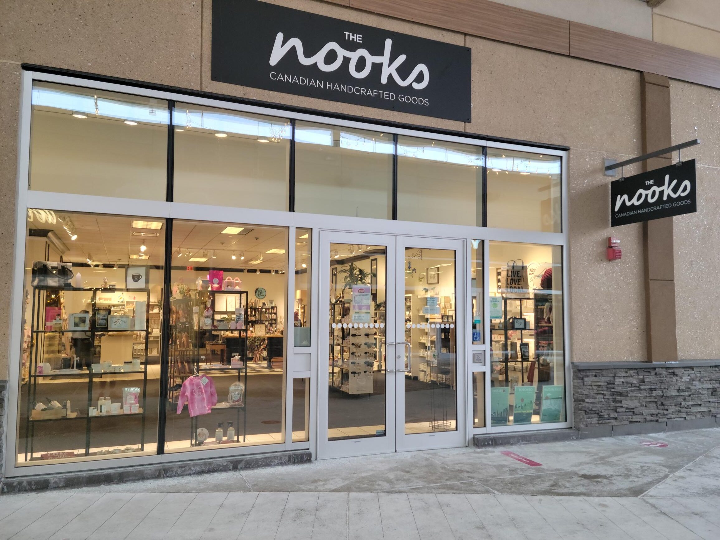 Iconic Canadian retailer that was big in the '90s is planning a