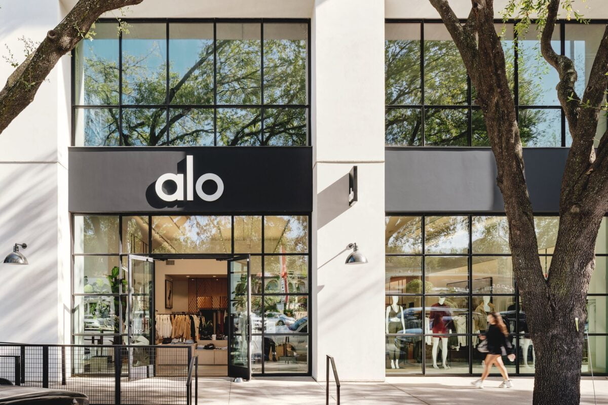 Welcome to The Shops at Clearfork, Alo Yoga! You can find Alo Yoga
