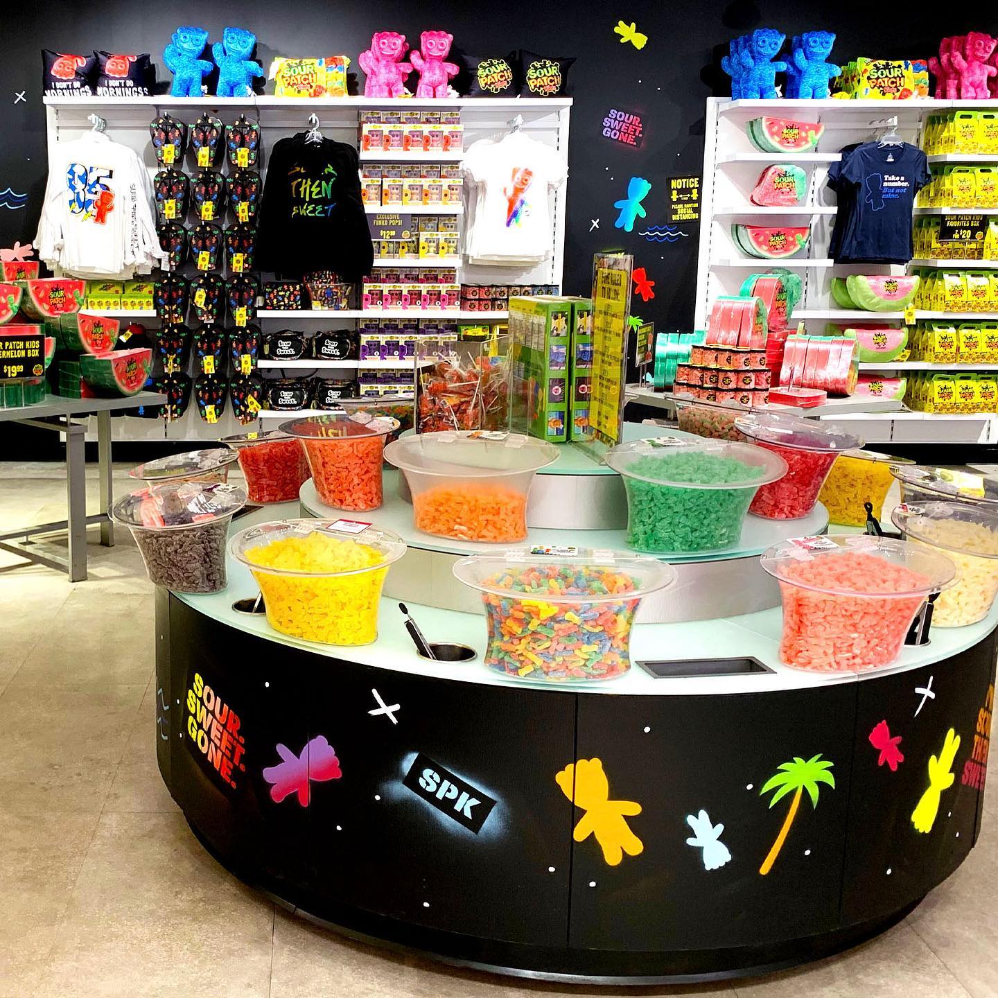 The first It'Sugar in Canada just opened in West Edmonton Mall (VIDEO)