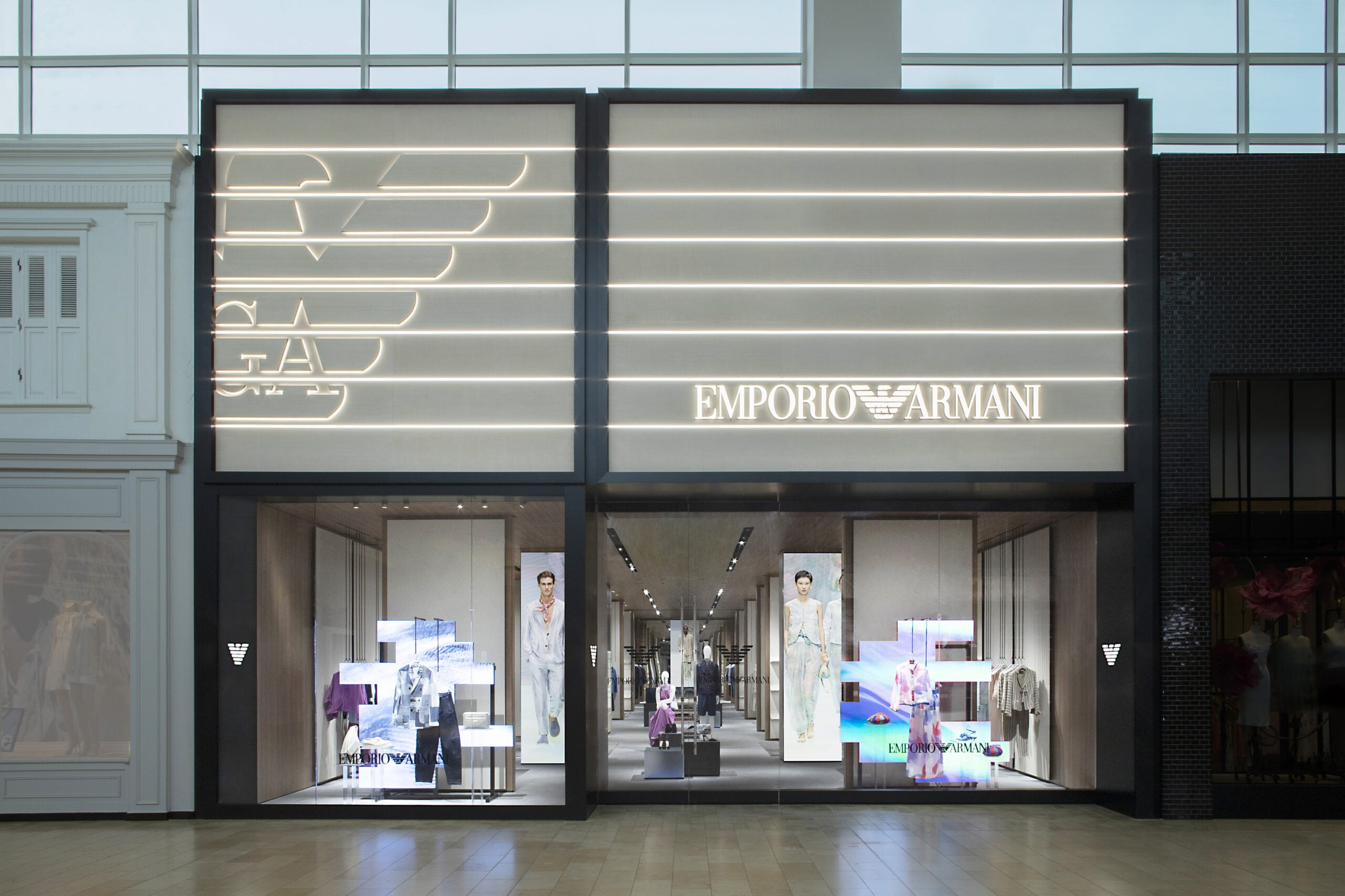 cascada Tesauro Arne Giorgio Armani Opens 1st Standalone Emporio Armani Store at Toronto's  Yorkdale Shopping Centre [Photos]