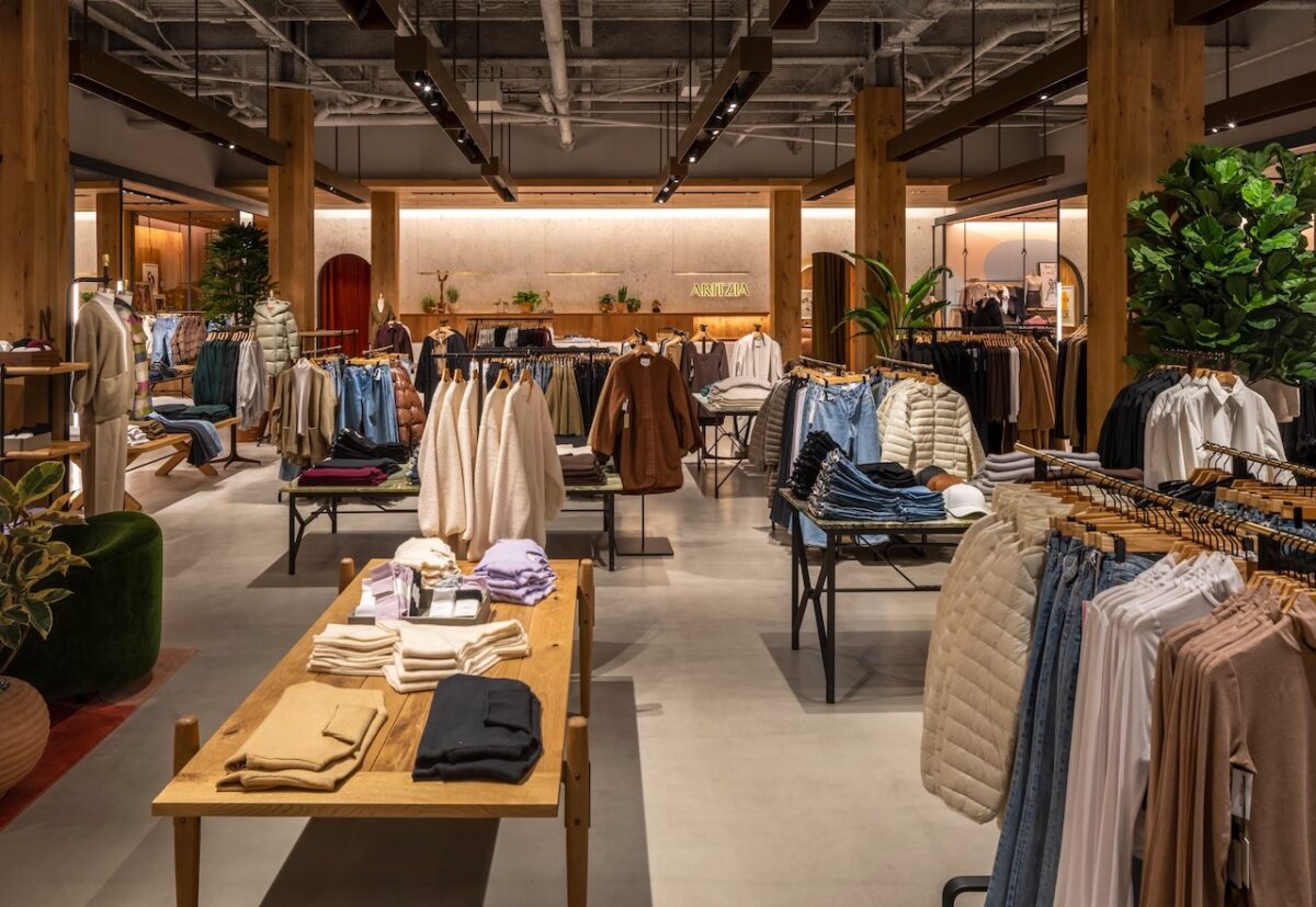 Aritzia Expands Store and Introduces 1st Licensed A-OK Cafe at CF ...