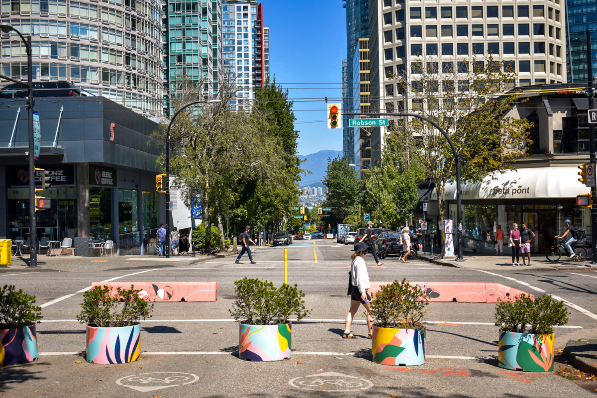 The Top 7 Things to Do on Robson Street Vancouver in 2024 - Vancouver  Planner