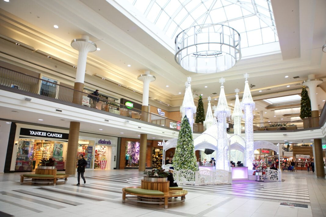 Holiday Photo Series: Pickering Town Centre
