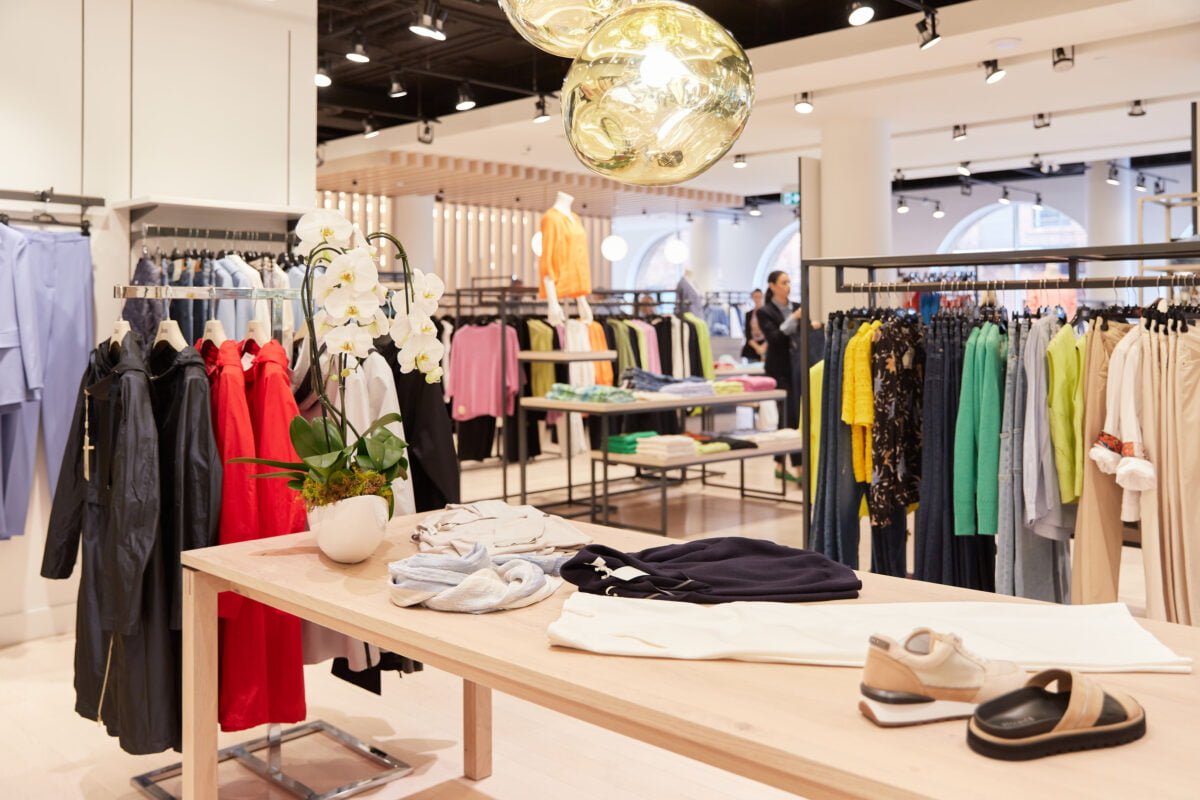 Upscale Women's Retailer Andrews Relocated Yorkville Village Store to ...