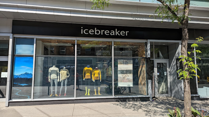 Icebreaker Merino Wool Continues 'TouchLab' Retail Expansion in Canada