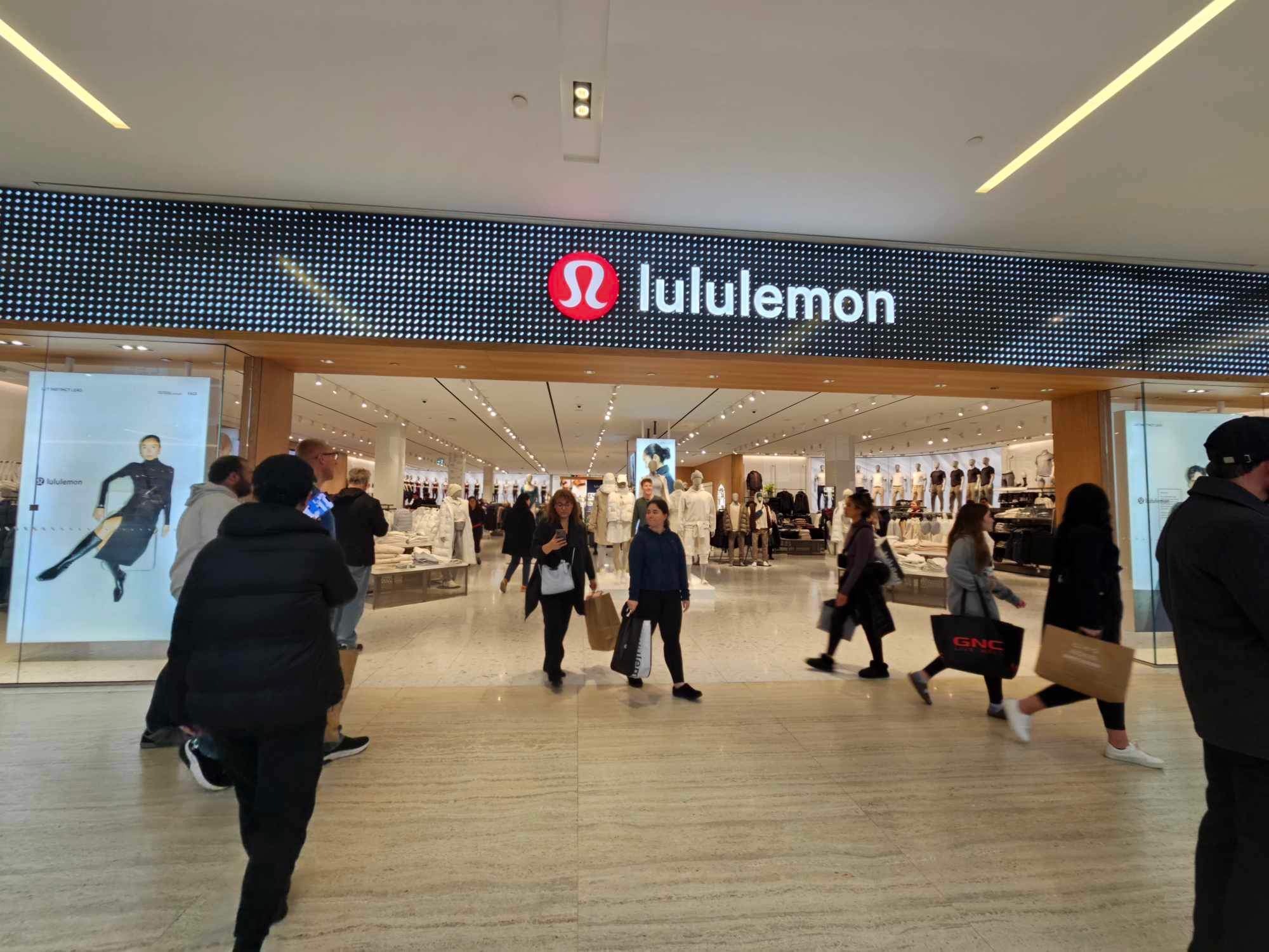 Lululemon Opens 'Experiential' Shop At Mall of America